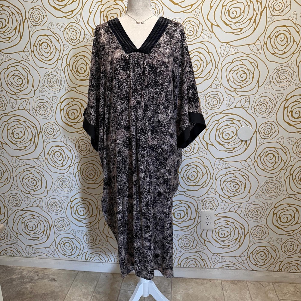 Donna Karan Printed Long-Sleeve Caftan